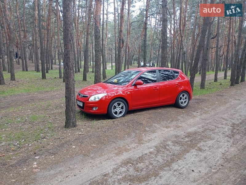 Хетчбек Hyundai i30 2007 в Дніпрі