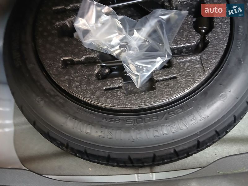 Хэтчбек Hyundai i30 2023 в Днепре фото 25 Хэтчбек Hyundai i30 2023 в Днепре