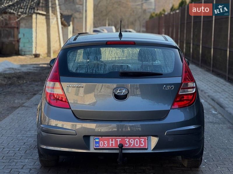 Хэтчбек Hyundai i30 2009 в Вознесенске