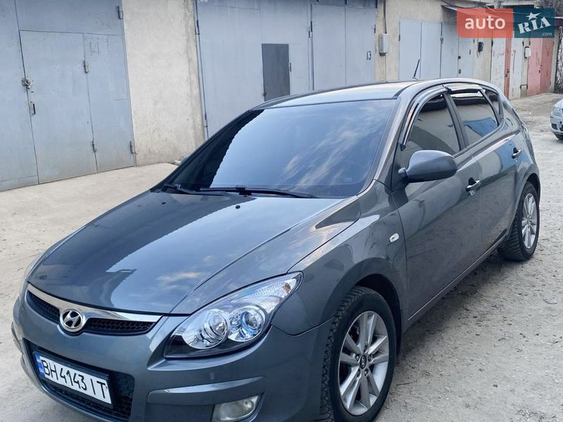 Хэтчбек Hyundai i30 2008 в Одессе