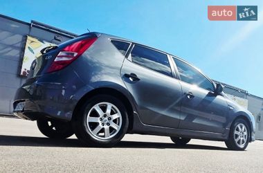 Хетчбек Hyundai i30 2011 в Києві