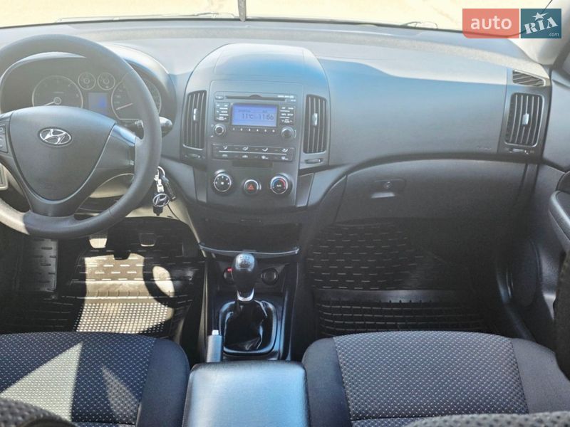 Хэтчбек Hyundai i30 2011 в Киеве фото 64 Хэтчбек Hyundai i30 2011 в Киеве