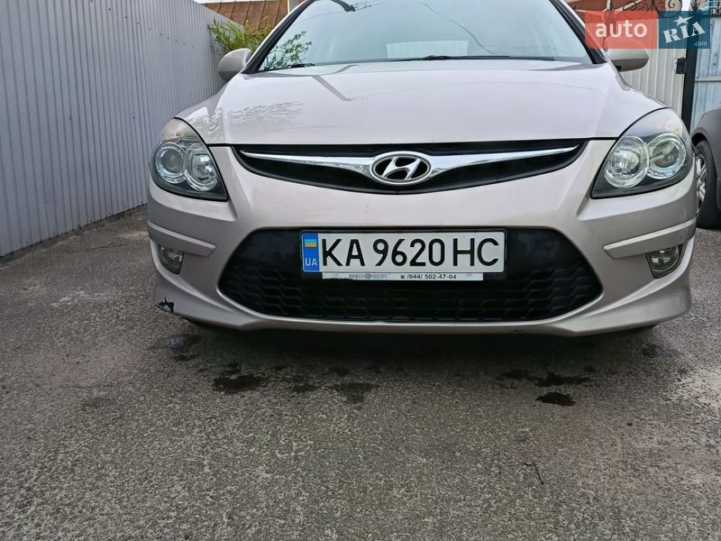 Hyundai i30 2011