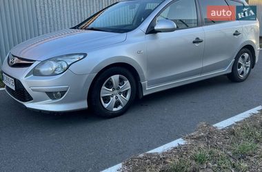 Универсал Hyundai i30 2012 в Киеве
