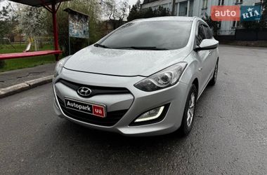Универсал Hyundai i30 2013 в Киеве