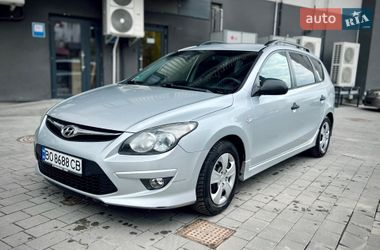 Универсал Hyundai i30 2011 в Тернополе