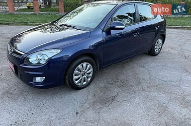 Хэтчбек Hyundai i30 2008 в Полтаве