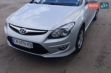 Універсал Hyundai i30 2010 в Павлограді