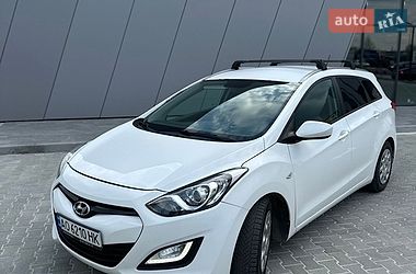 Универсал Hyundai i30 2012 в Ужгороде