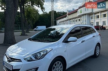 Універсал Hyundai i30 2014 в Тернополі