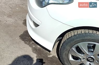 Хэтчбек Hyundai i30 2011 в Полтаве