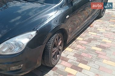 Хетчбек Hyundai i30 2007 в Володарці