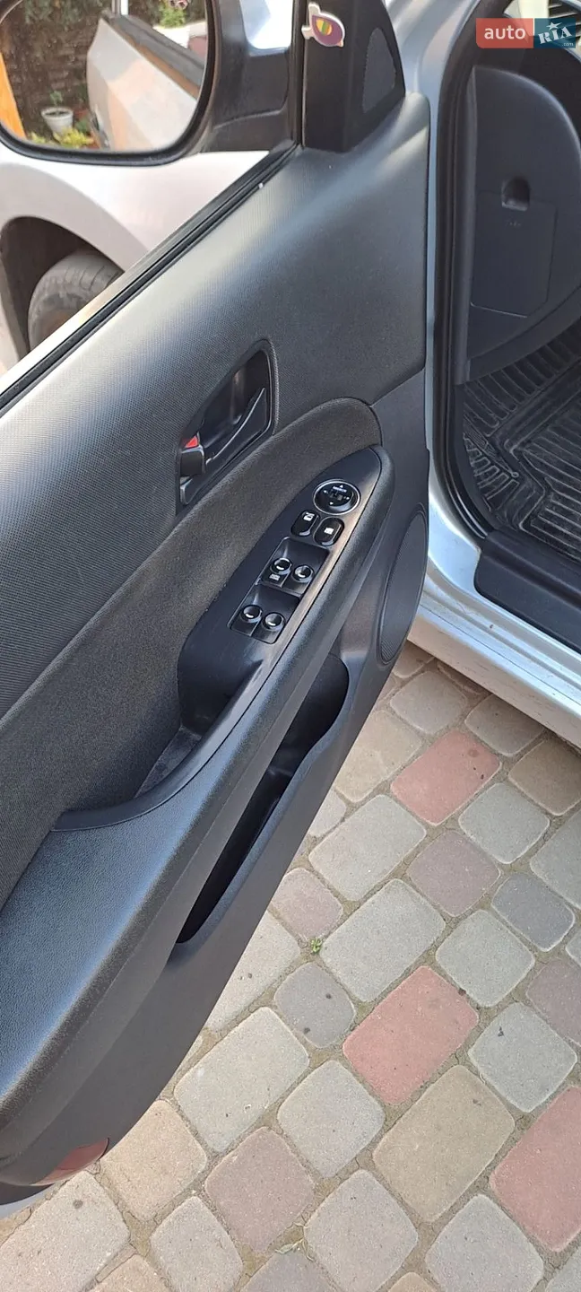 2011 Hyundai i30 - мініатюра 5