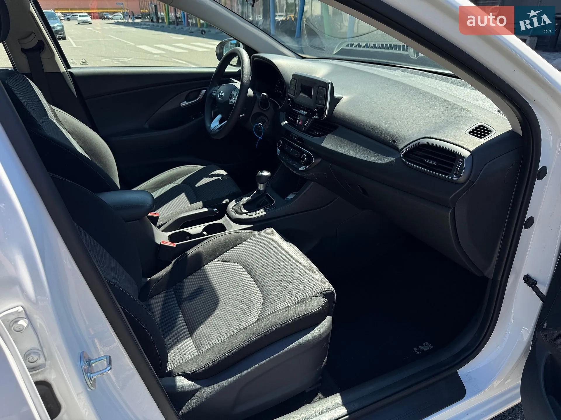 2023 Hyundai i30 - мініатюра 15