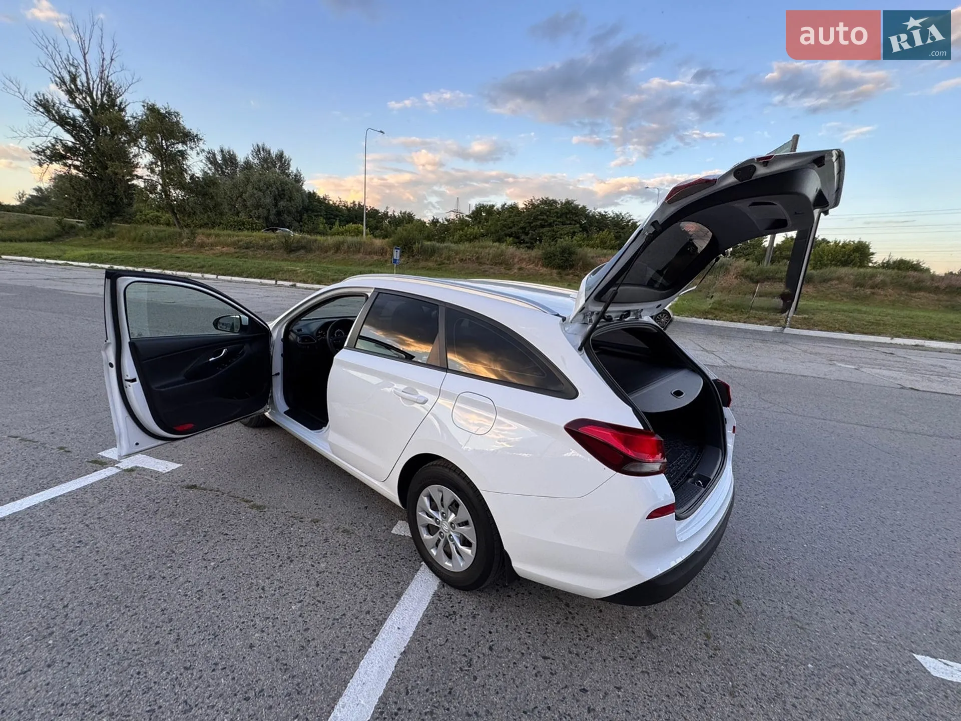 2021 Hyundai i30 - мініатюра 11