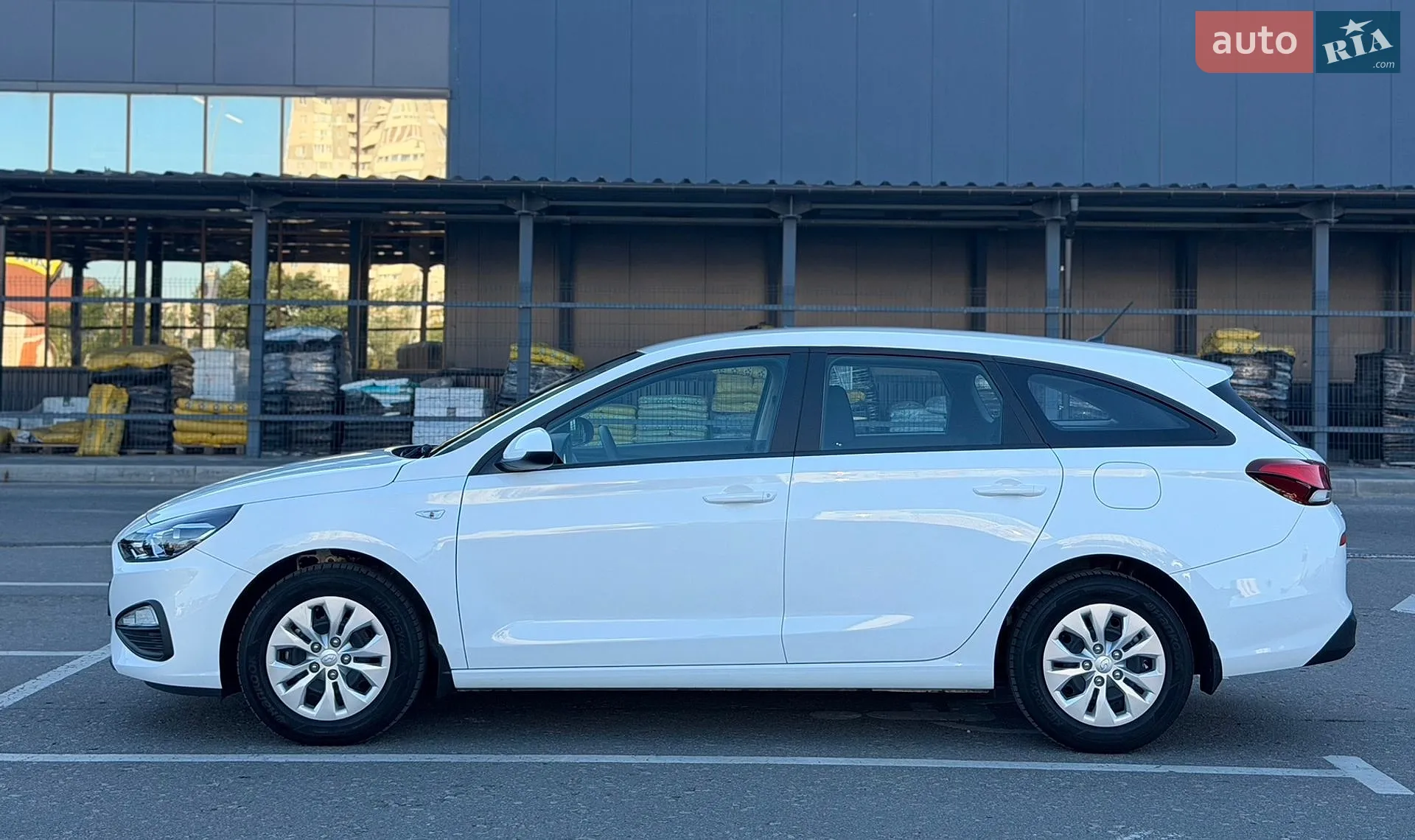 2022 Hyundai i30 - мініатюра 18