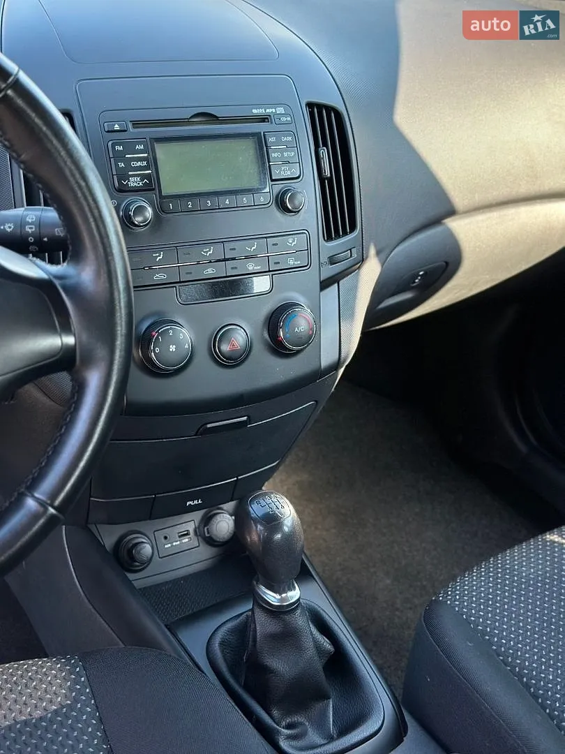 2010 Hyundai i30 - мініатюра 12