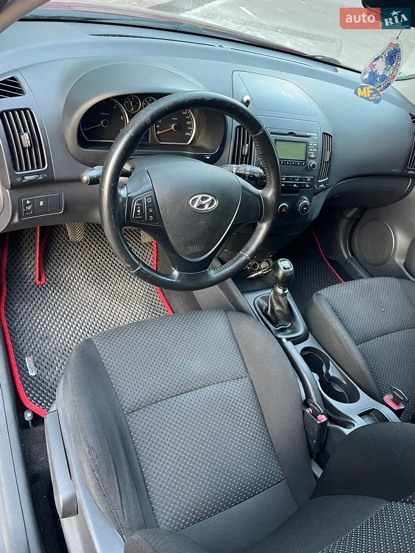 2011 Hyundai i30 - мініатюра 9