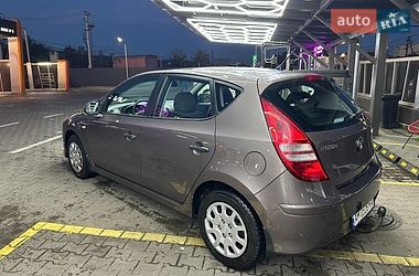 Хэтчбек Hyundai i30 2011 в Киеве фото 7 Хэтчбек Hyundai i30 2011 в Киеве