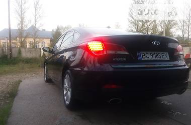 Седан Hyundai i40 2013 в Бориславе