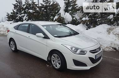 Седан Hyundai i40 2012 в Дрогобыче