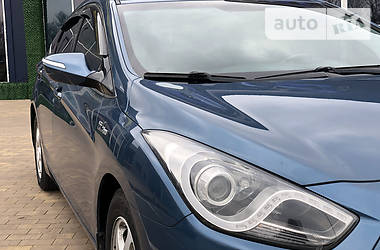Седан Hyundai i40 2011 в 