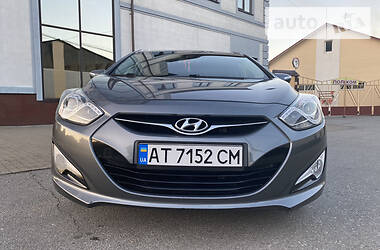 Универсал Hyundai i40 2012 в Калуше