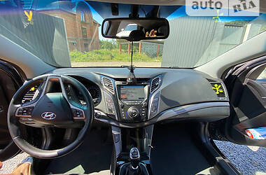 Универсал Hyundai i40 2012 в Хусте