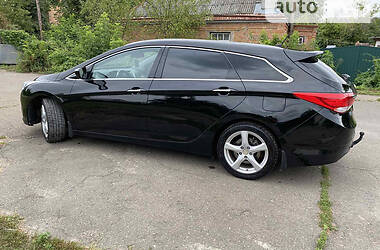 Универсал Hyundai i40 2011 в Киеве