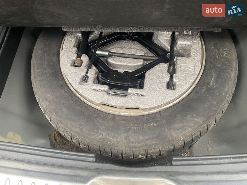 Универсал Hyundai i40 2012 в Вижнице