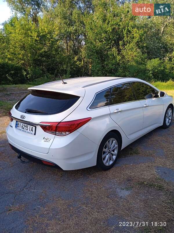 Універсал Hyundai i40 2011 в Павлограді