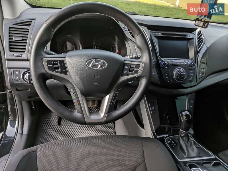Универсал Hyundai i40 2011 в Дубно