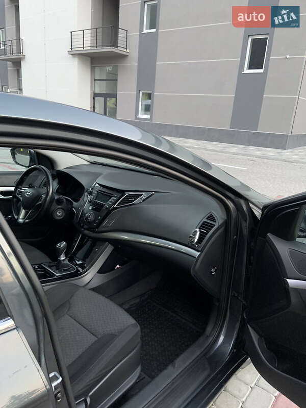 Седан Hyundai i40 2011 в Ивано-Франковске фото 17 Седан Hyundai i40 2011 в Ивано-Франковске