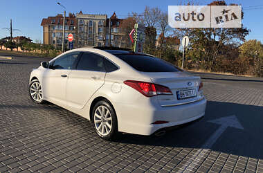 Седан Hyundai i40 2012 в Одессе