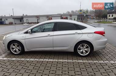 Седан Hyundai i40 2012 в Долине