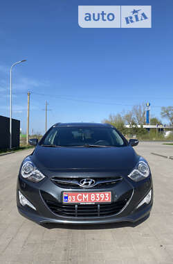 Универсал Hyundai i40 2012 в Тернополе