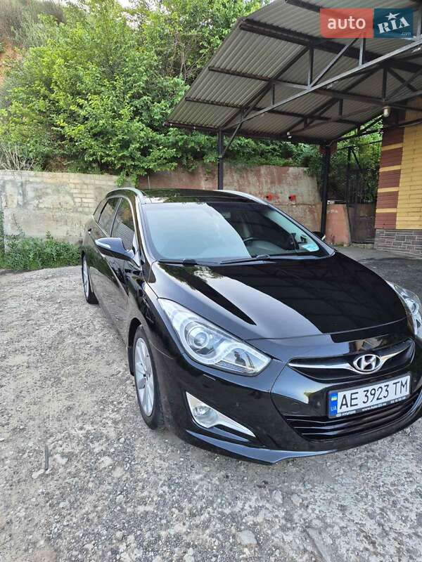 Універсал Hyundai i40 2011 в Кривому Розі