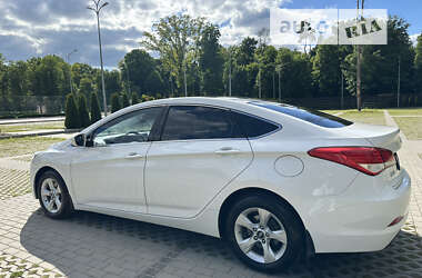 Седан Hyundai i40 2013 в Харкові