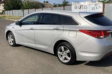 Универсал Hyundai i40 2011 в Черноморске