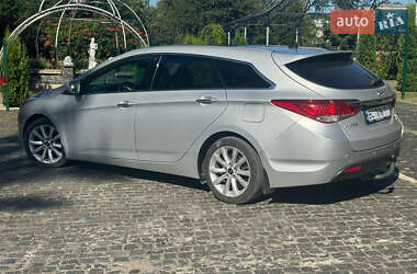 Универсал Hyundai i40 2011 в Золочеве