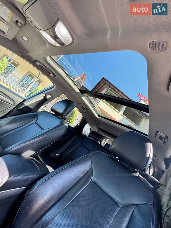 Універсал Hyundai i40 2011 в Золочеві