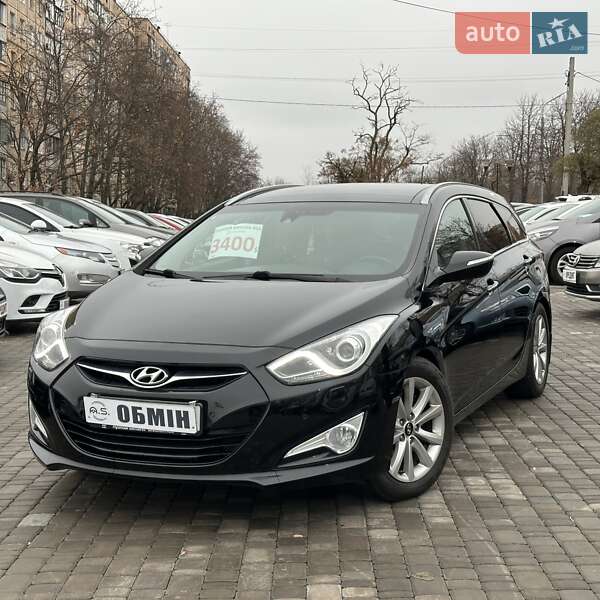 Универсал Hyundai i40 2011 в Кривом Роге