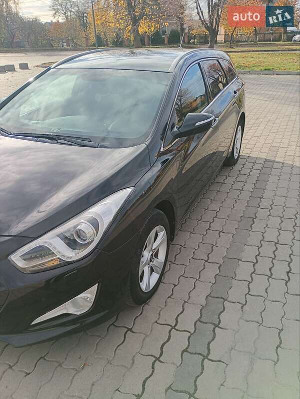 Универсал Hyundai i40 2012 в Шептицькому