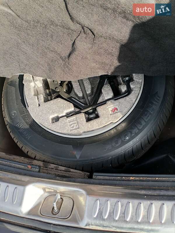 Универсал Hyundai i40 2012 в Шептицькому