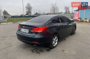 Седан Hyundai i40 2011 в Жашківу