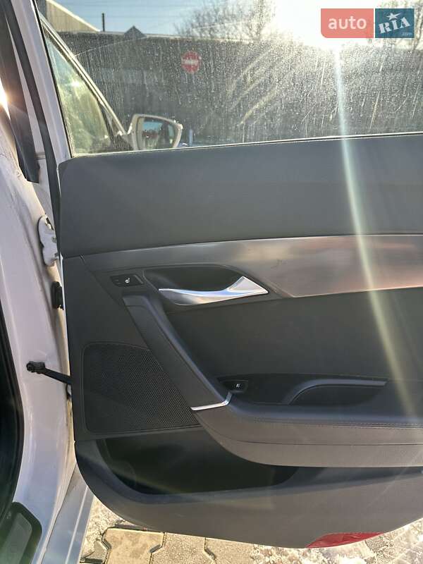 Універсал Hyundai i40 2011 в Нововолинську