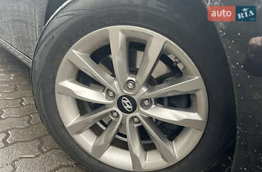 Седан Hyundai i40 2017 в 