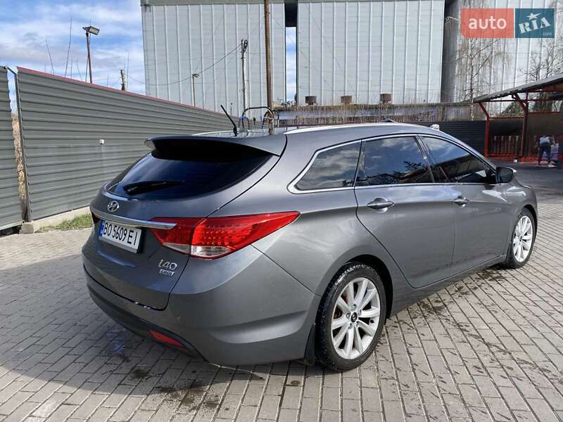 Універсал Hyundai i40 2011 в Радивиліві