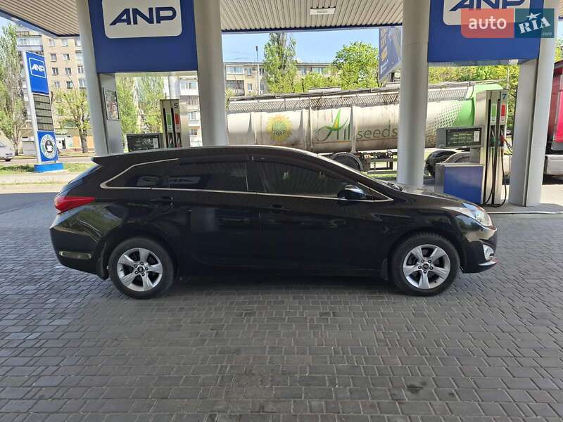 Универсал Hyundai i40 2012 в Николаеве