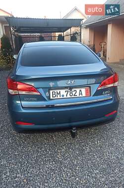 Седан Hyundai i40 2012 в 